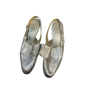 Vintage Gino Bellini Leather Sling backs Women's Size 6.5 Narrow